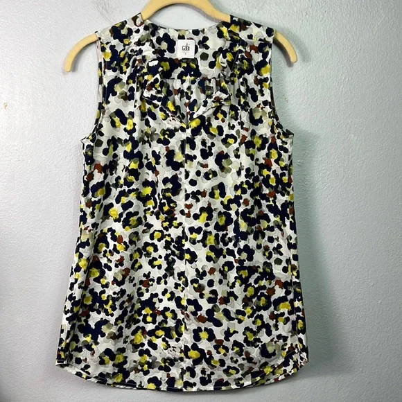 Cabi Fierce Seeing Spots Gathered Ruffle Collar V-Neck Sleeveless Blouse Small - Picture 1 of 7